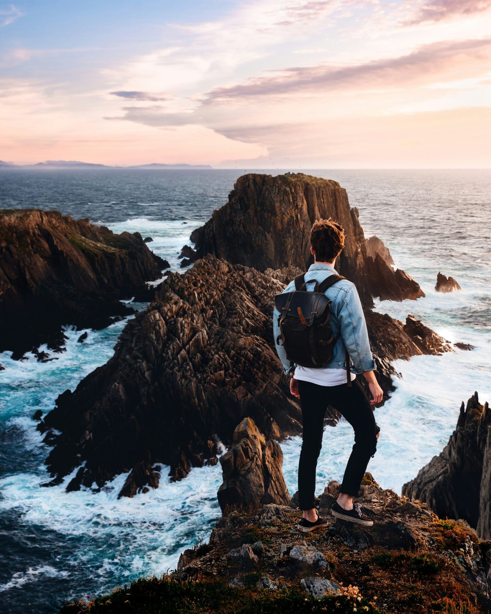 daniel-jensen-tQpypKA92k8-unsplash daniel-jensen-tQpypKA92k8-unsplash